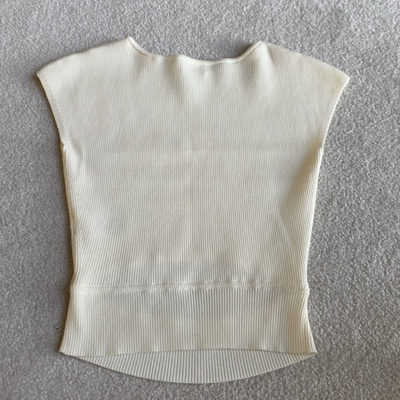 Wilfred cut out knit top - Picture 7 of 7